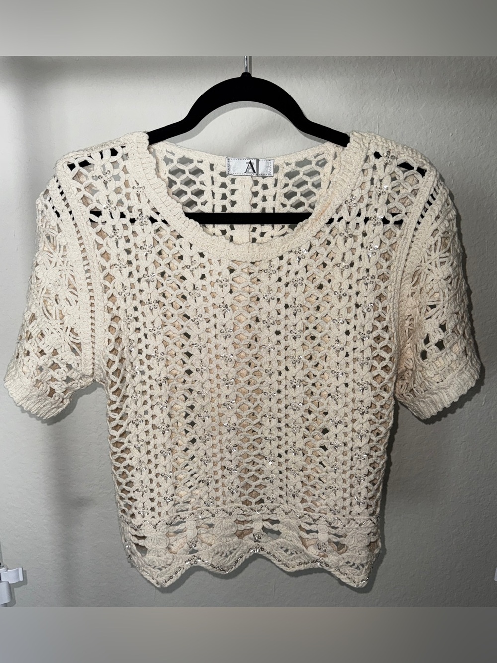 NWOT BOHO Women’s Cream Crochet Knit Sweater Tank with beaded detail Size Small